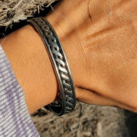 Beautiful Southwestern silver twisted braided rope smooth band bracelet cuff - Picture 11 of 12